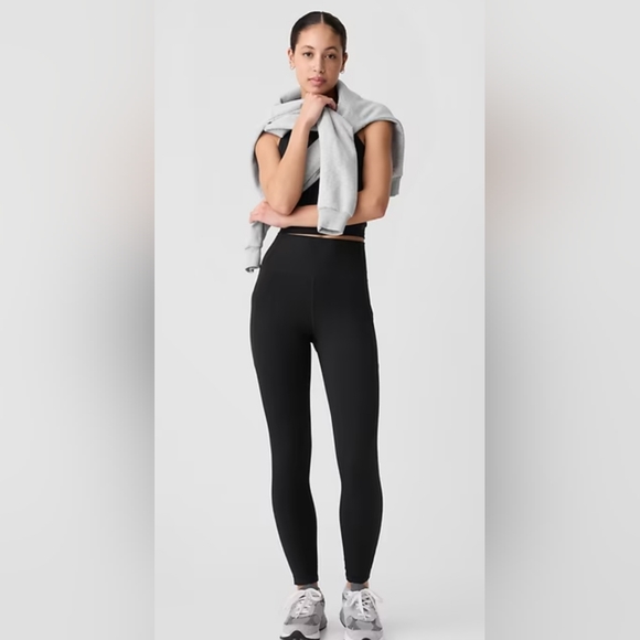 GapFit Sky High Studio Pocket Black Leggings | Size S - Picture 1 of 9